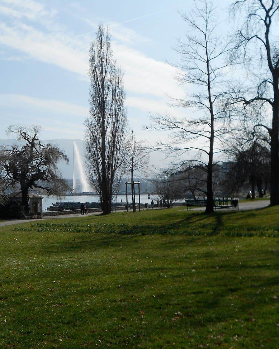 The Perle du Lac park on the shore of Lake Geneva, home to the Museum of the History of Science